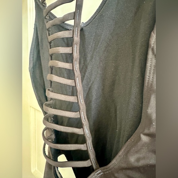 URBAN‎ OUTFITTERS Bathing Suit, Ladder Detailing, Sz S - Picture 6 of 6